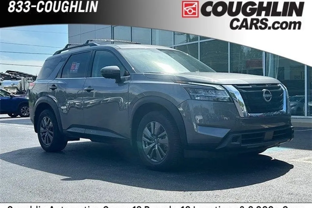 2022 Nissan Pathfinder SV photo 1
