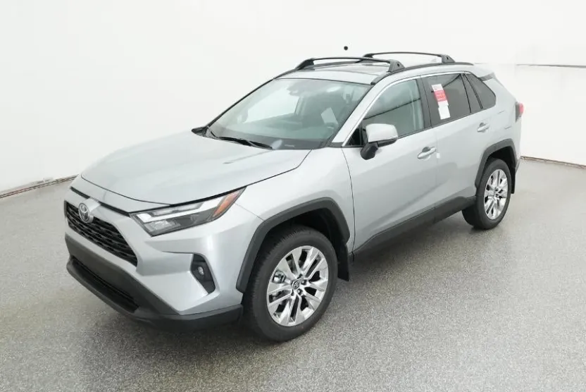 2025 Toyota RAV4 XLE Premium photo 1