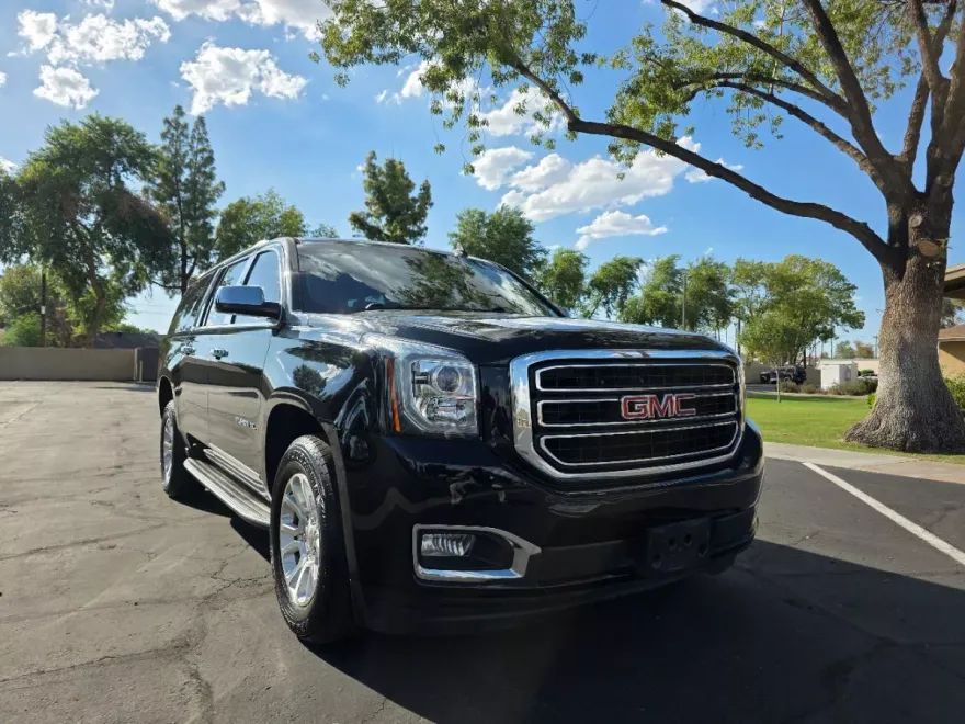2016 Gmc Yukon XL SLT photo 1