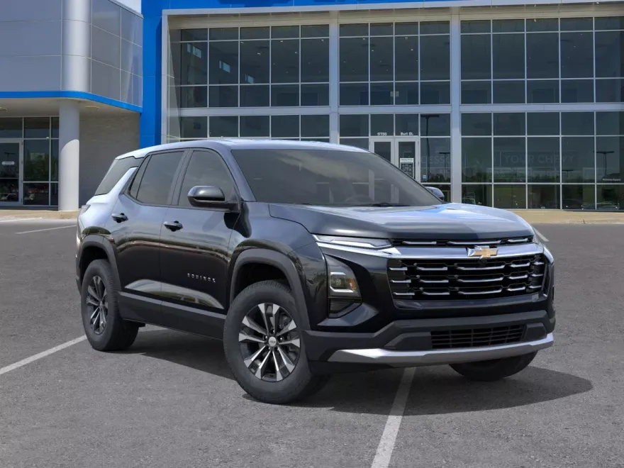 2026 Chevrolet Equinox LT photo 1
