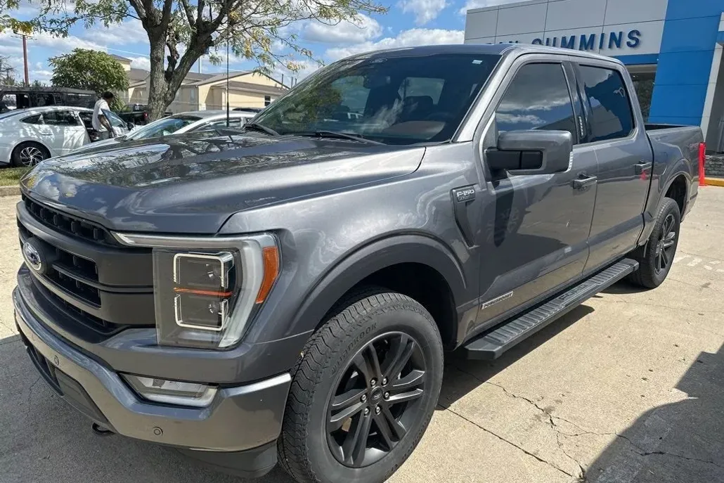 2022 Ford F-150 Lariat photo 1