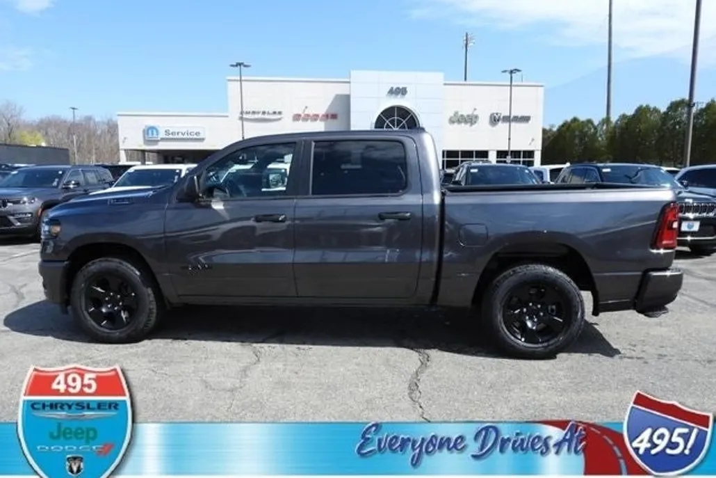 2025 Ram 1500 Tradesman photo 1