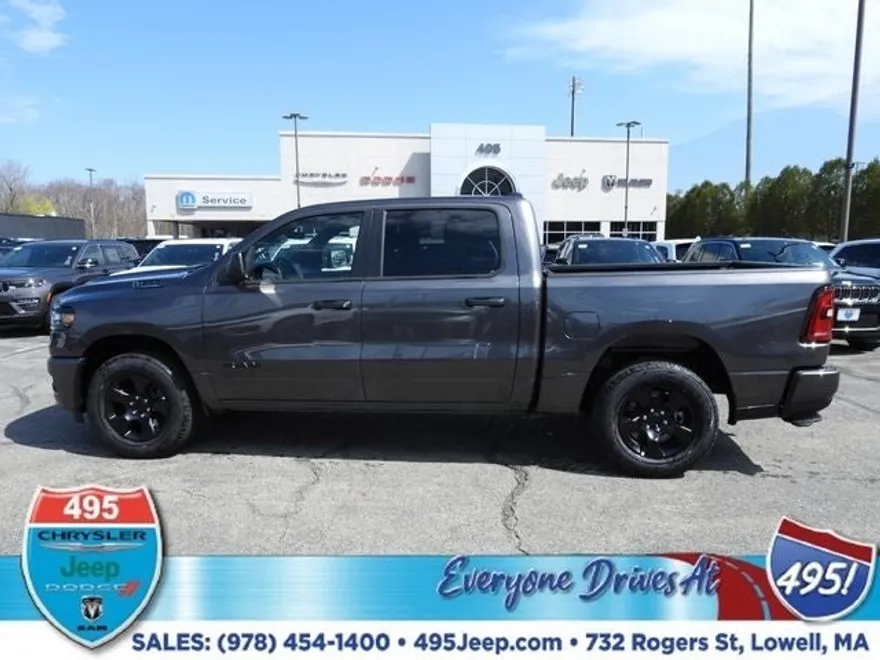 2025 Ram 1500 Tradesman photo 1
