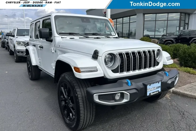 2024 Jeep Wrangler Sahara 4xe photo 1