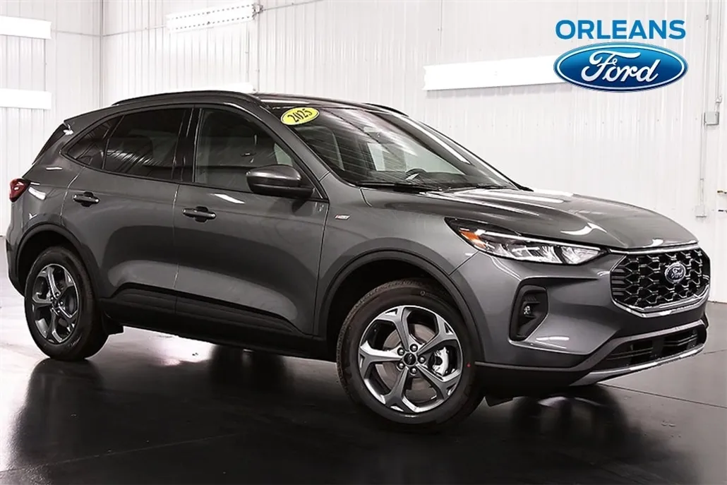 2025 Ford Escape ST-Line Select photo 1