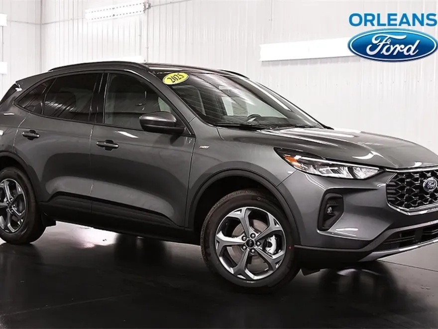 2025 Ford Escape ST-Line Select photo 1