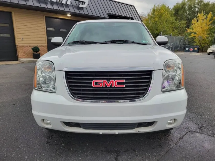 2014 Gmc Yukon SLT photo 1