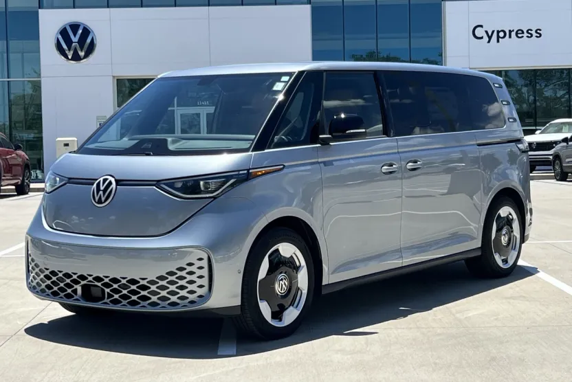 2025 Volkswagen ID. Buzz Pro S photo 1