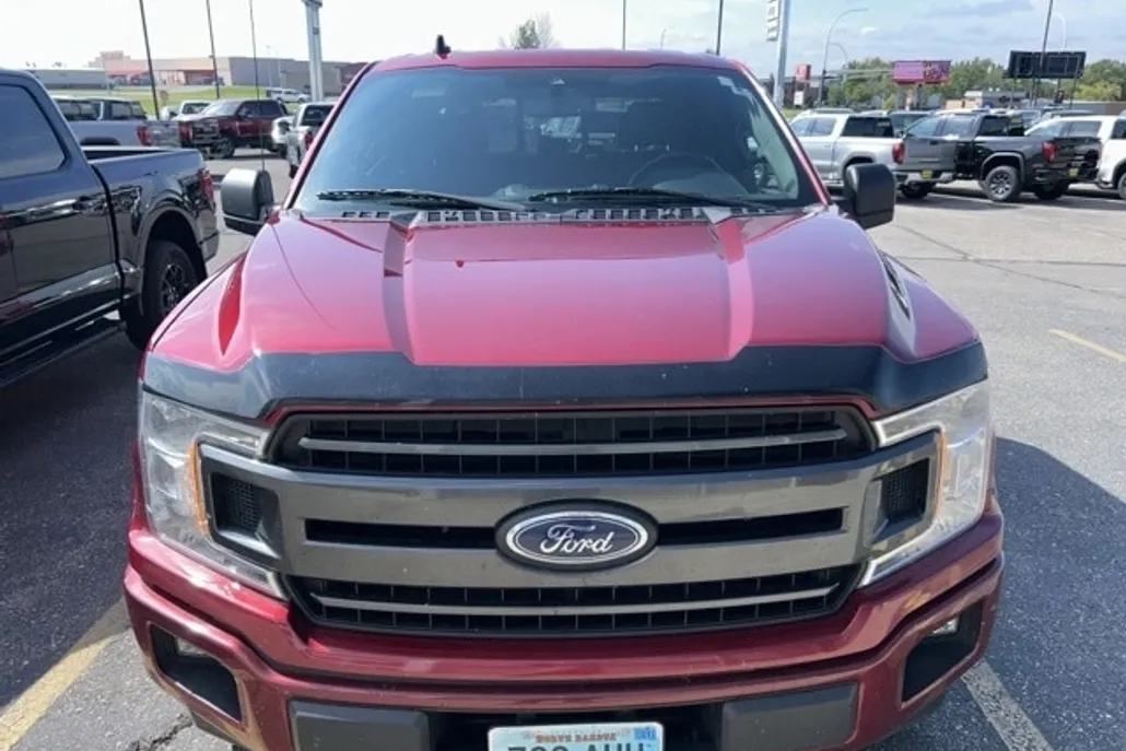 2019 Ford F-150 XLT photo 1