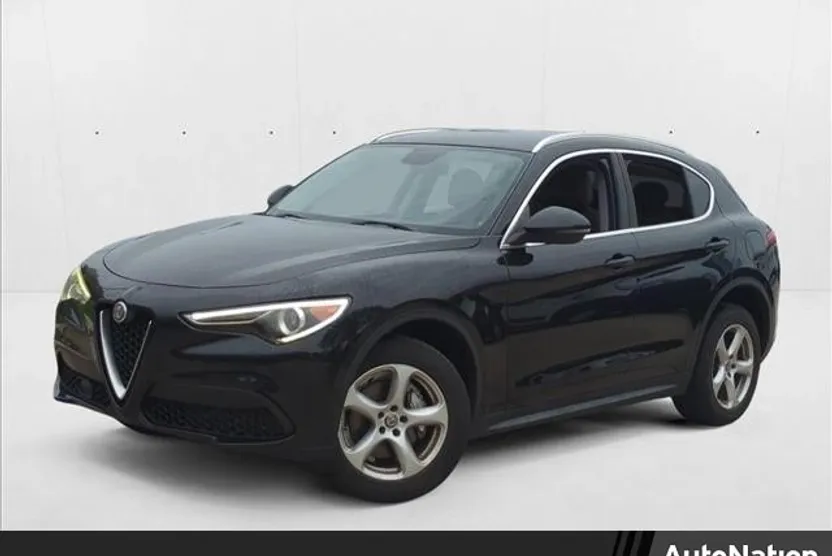 2018 Alfa Romeo Stelvio STELVIO Q4 photo 1