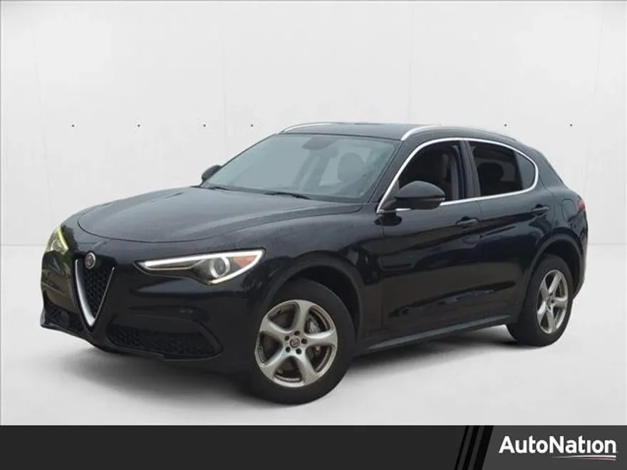2018 Alfa Romeo Stelvio STELVIO Q4 photo 1