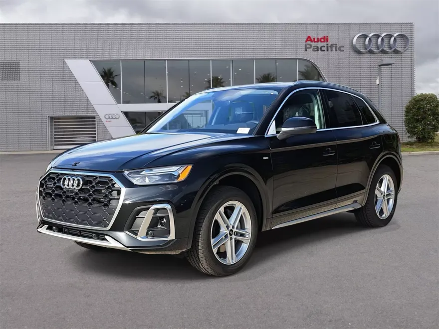 2025 Audi Q5 55 S line Premium Plus photo 1