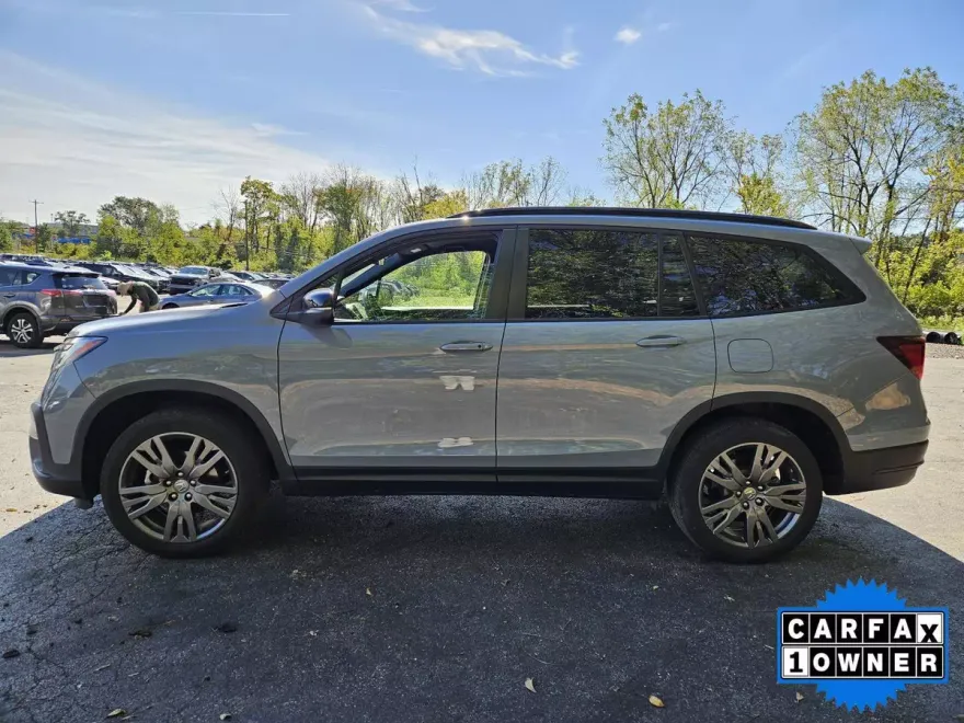 2022 Honda Pilot Sport photo 1