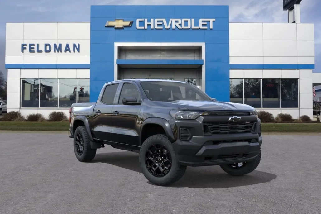 2026 Chevrolet Colorado Trail Boss photo 1