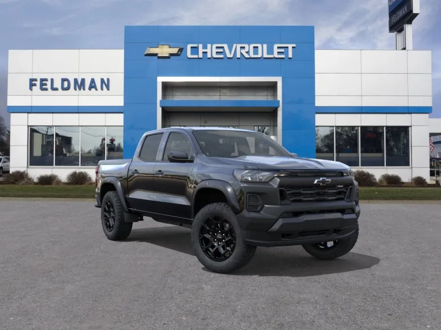 2026 Chevrolet Colorado Trail Boss photo 1