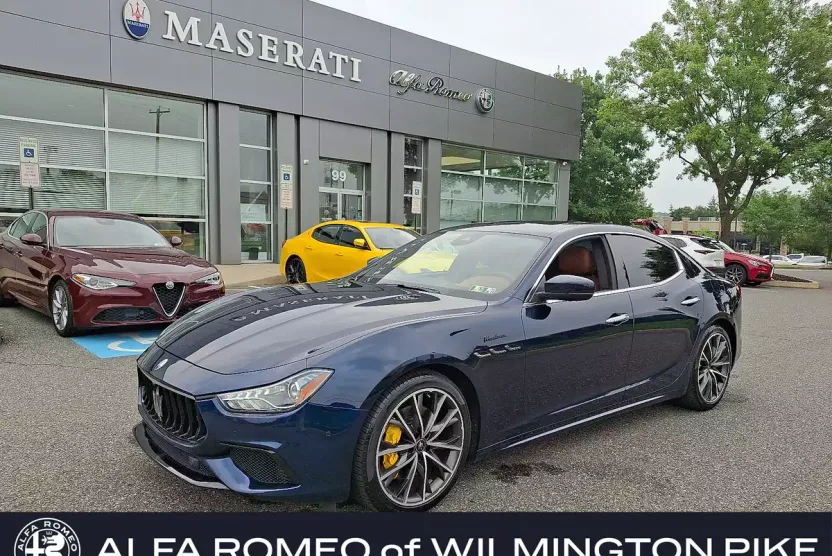 2022 Maserati Ghibli Modena Q4 photo 1