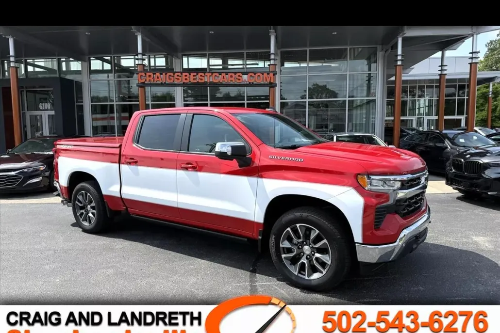 2024 Chevrolet Silverado 1500 LT photo 1