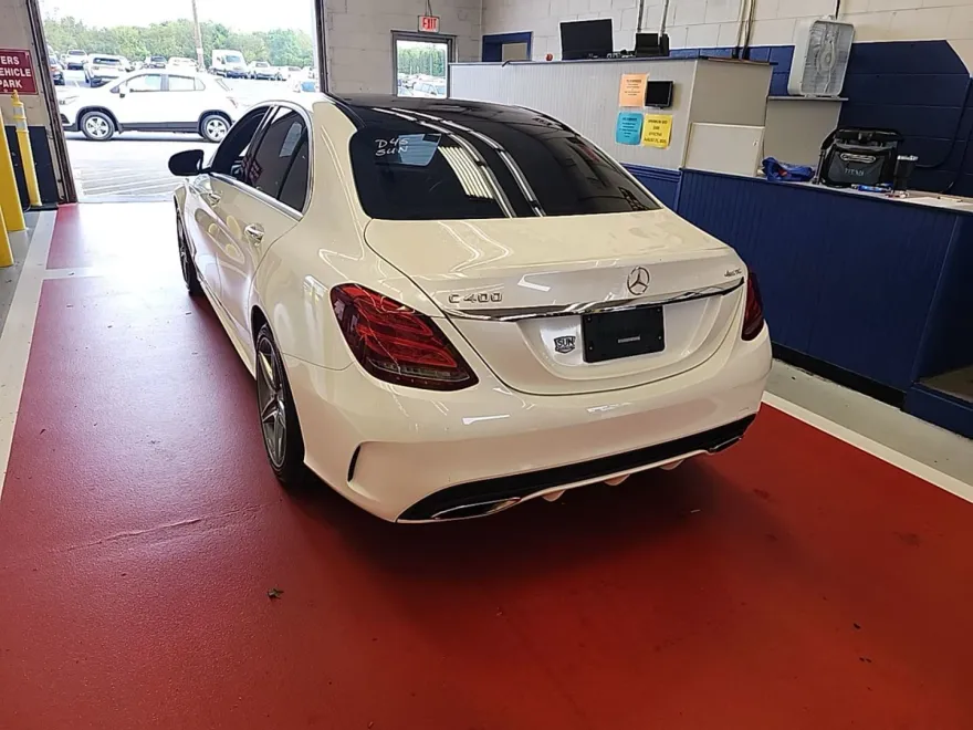 2015 Mercedes Benz C 400 photo 1
