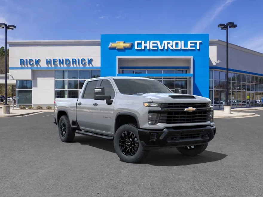 2025 Chevrolet Silverado 2500HD Custom photo 1