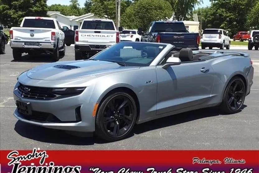 2023 Chevrolet Camaro LT1 photo 1