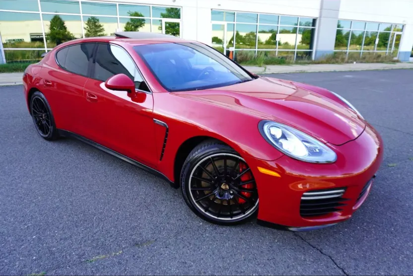 2014 Porsche Panamera GTS photo 1