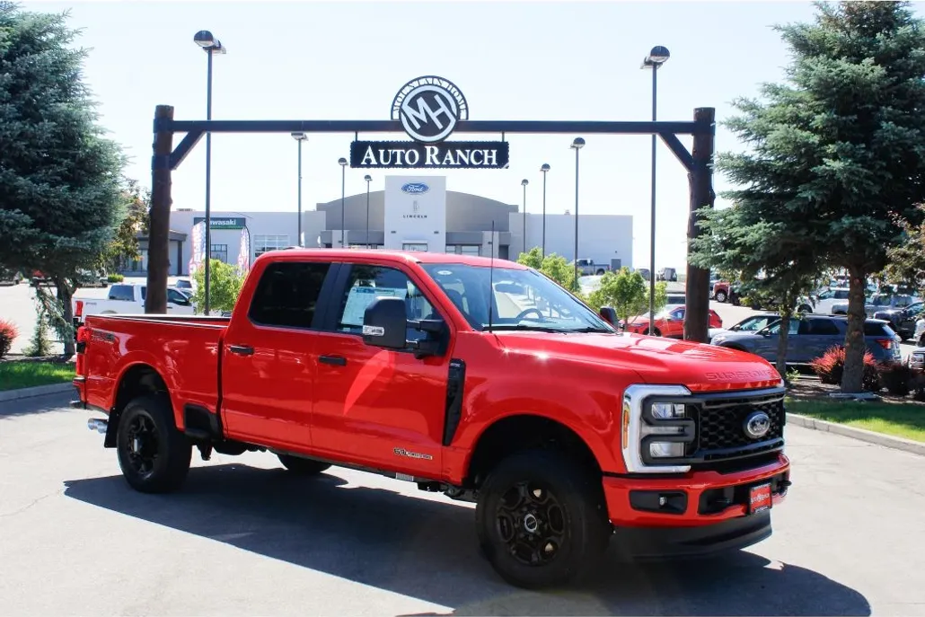 2025 Ford F-250 XL photo 1