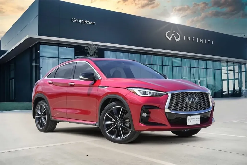 2023 Infiniti QX55 Essential photo 1