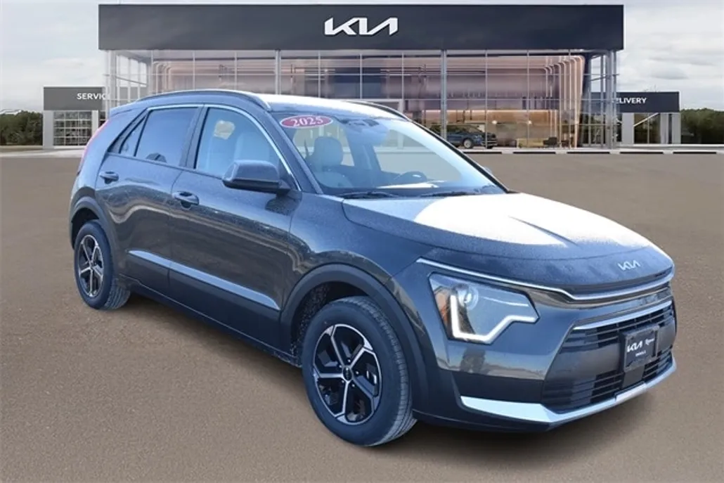 2025 Kia Niro EX photo 1