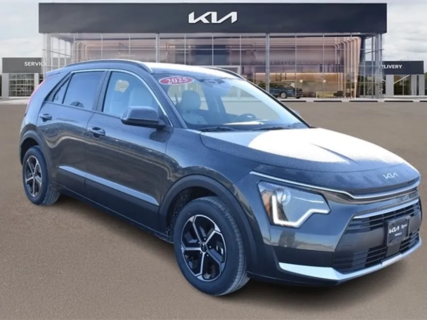 2025 Kia Niro EX photo 1