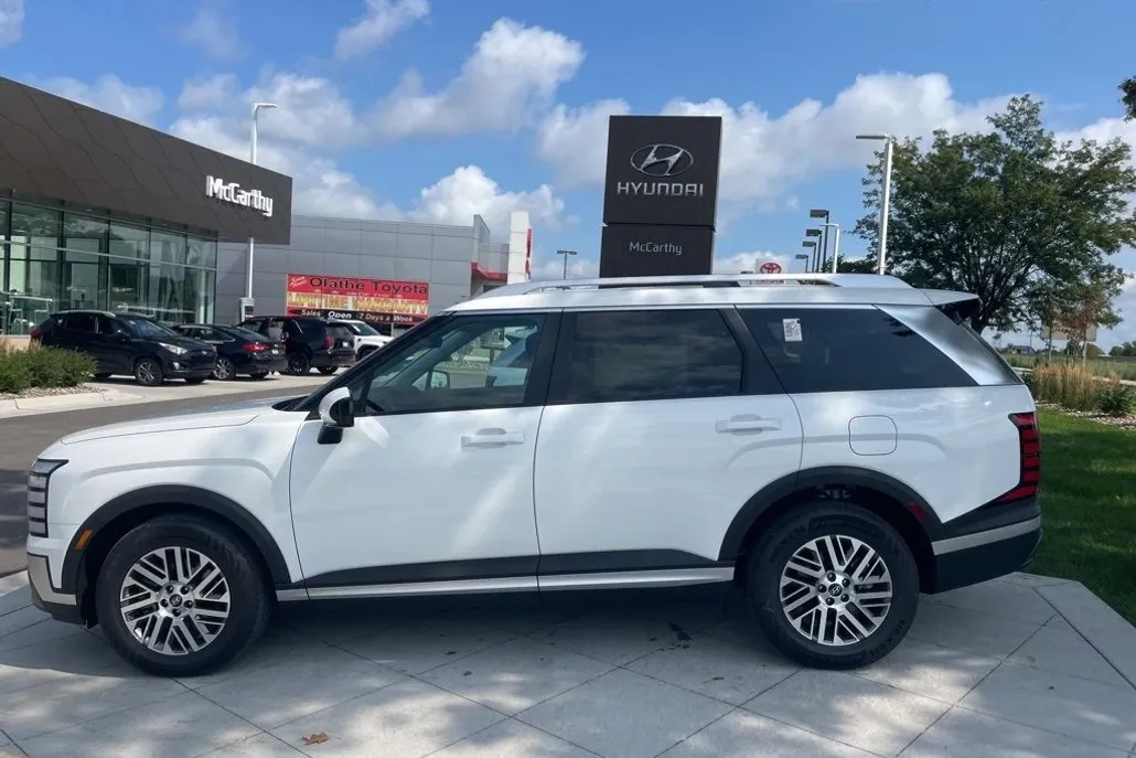 2026 Hyundai Palisade SEL photo 1