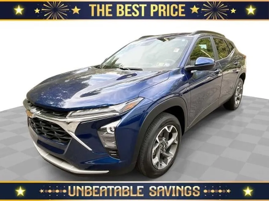 2024 Chevrolet Trax LT photo 1