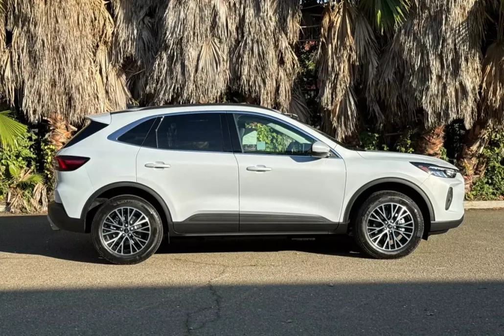 2025 Ford Escape Plug-In Hybrid Base photo 1