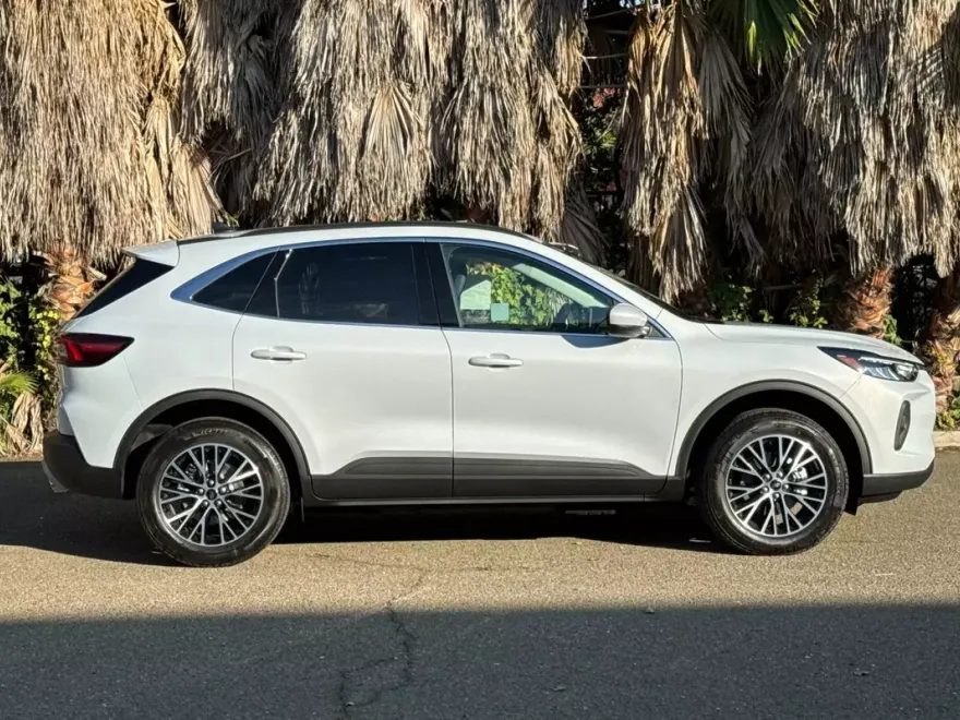 2025 Ford Escape Plug-In Hybrid Base photo 1