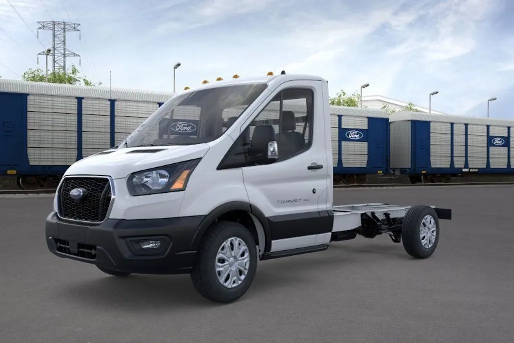 2025 Ford Transit photo 1