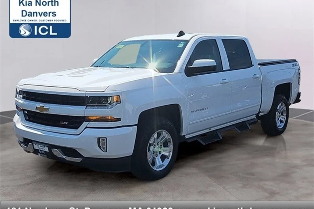2018 Chevrolet Silverado 1500 LT photo 1
