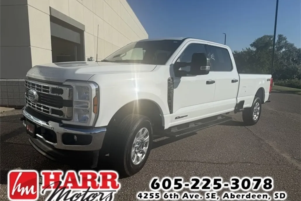 2024 Ford F-250 XLT photo 1