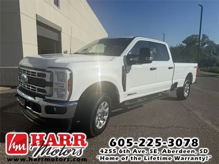 2024 Ford F-250 XLT photo 1