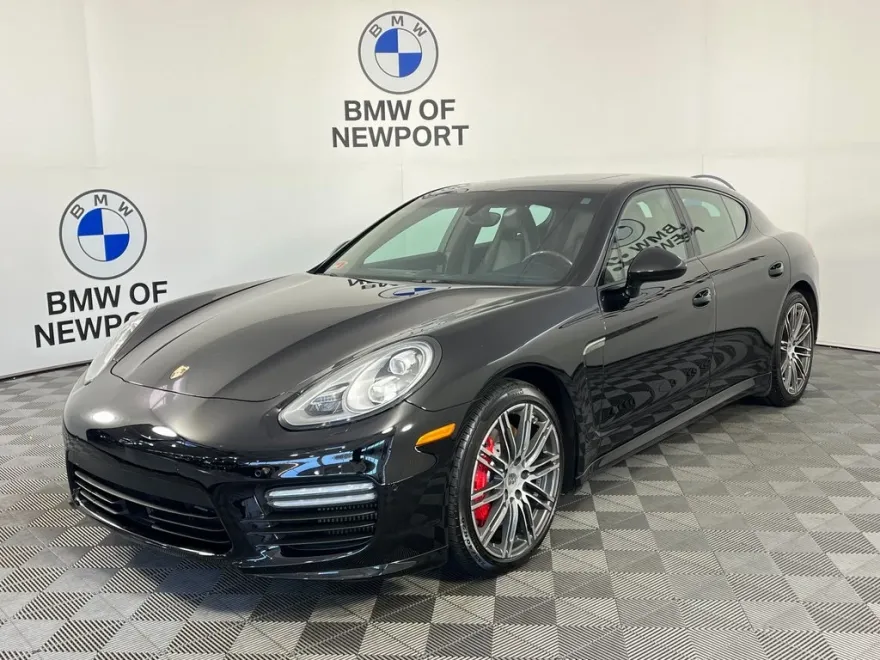 2015 Porsche Panamera Base S photo 1