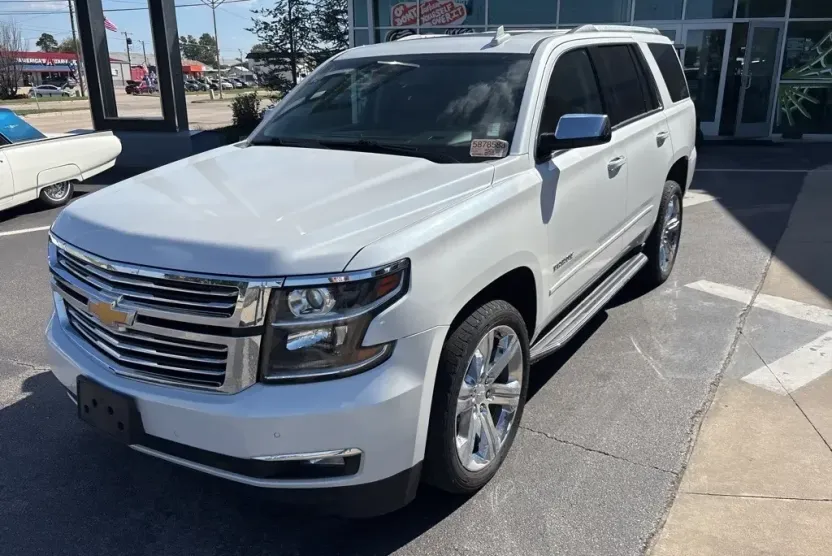 2018 Chevrolet Tahoe Premier photo 1