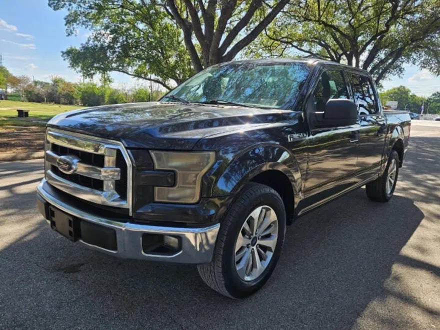 2015 Ford F-150 XLT photo 1