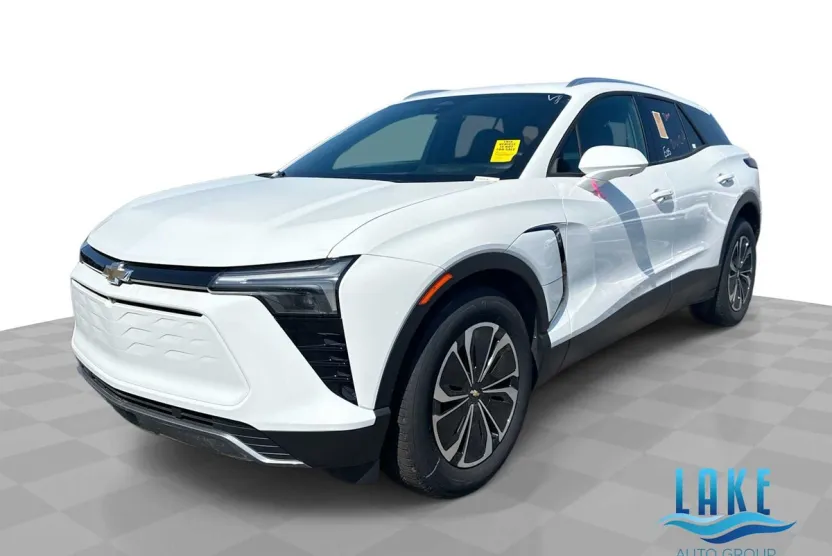 2024 Chevrolet Blazer EV photo 1