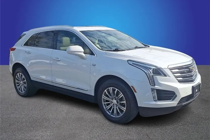2019 Cadillac XT5 Luxury photo 1