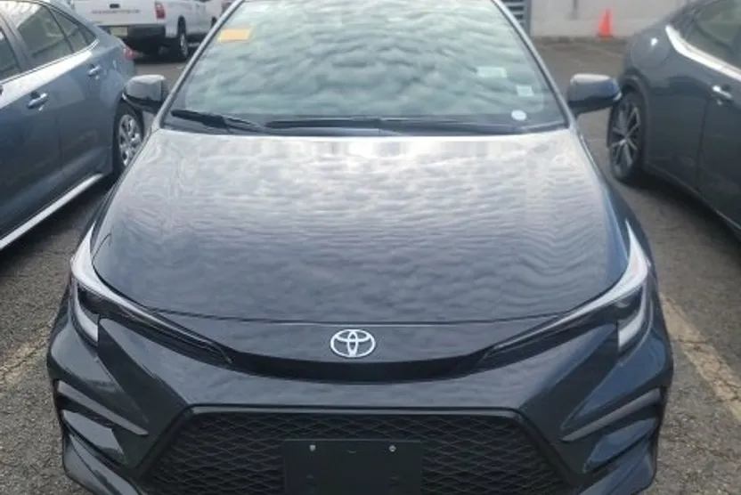 2025 Toyota Corolla SE photo 1