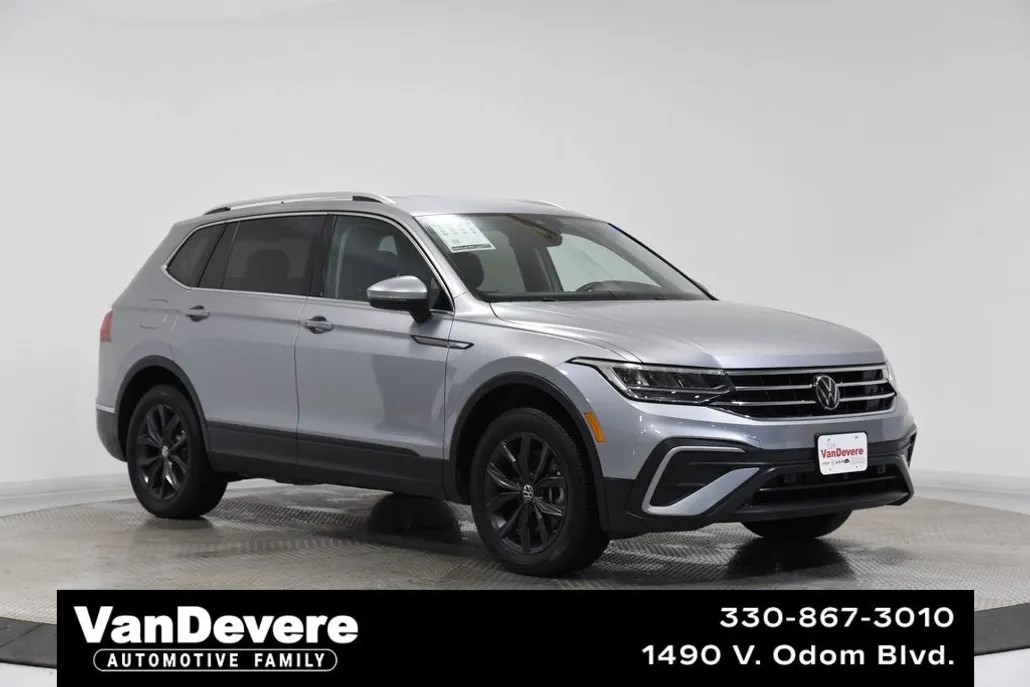 2024 Volkswagen Tiguan SE Wolfsburg Edition photo 1