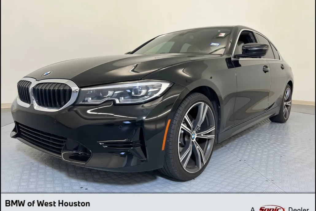2022 Bmw 330i photo 1
