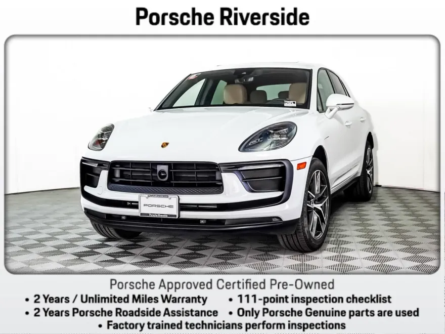 2025 Porsche Macan T photo 1