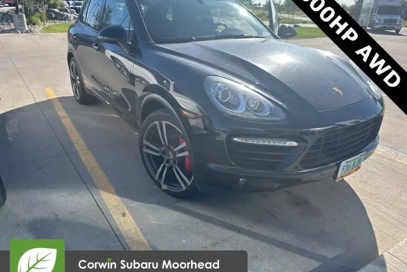 2011 Porsche Cayenne Turbo photo 1