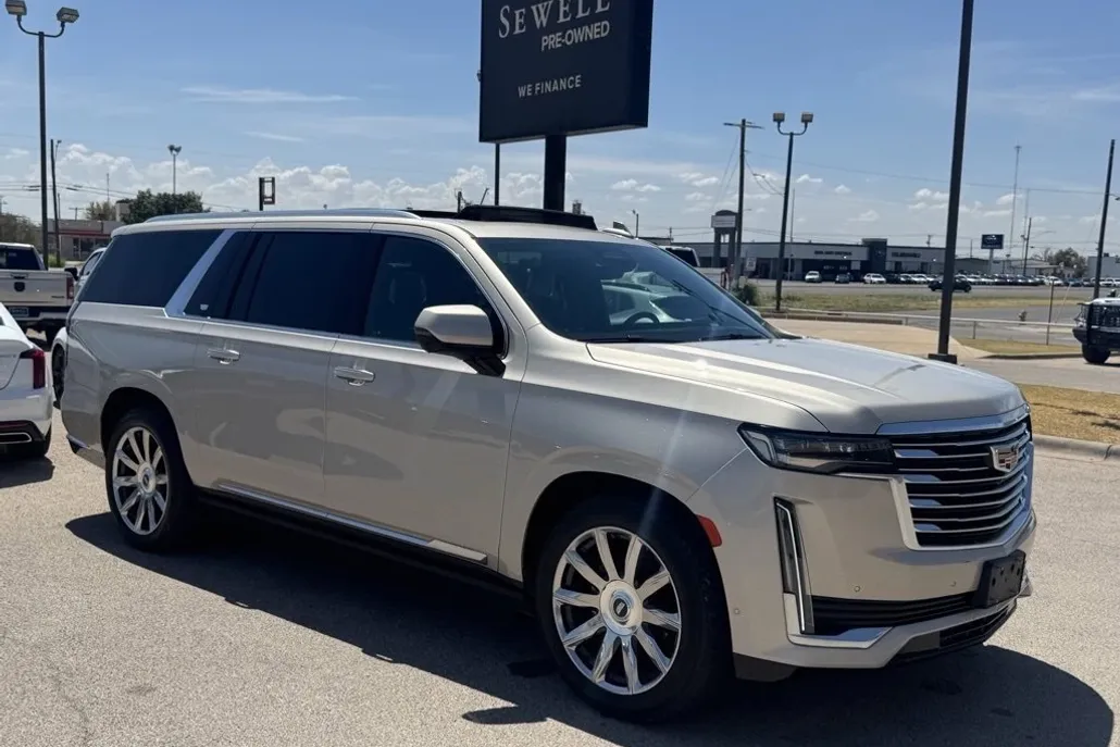 2022 Cadillac Escalade ESV Premium Luxury Platinum photo 1