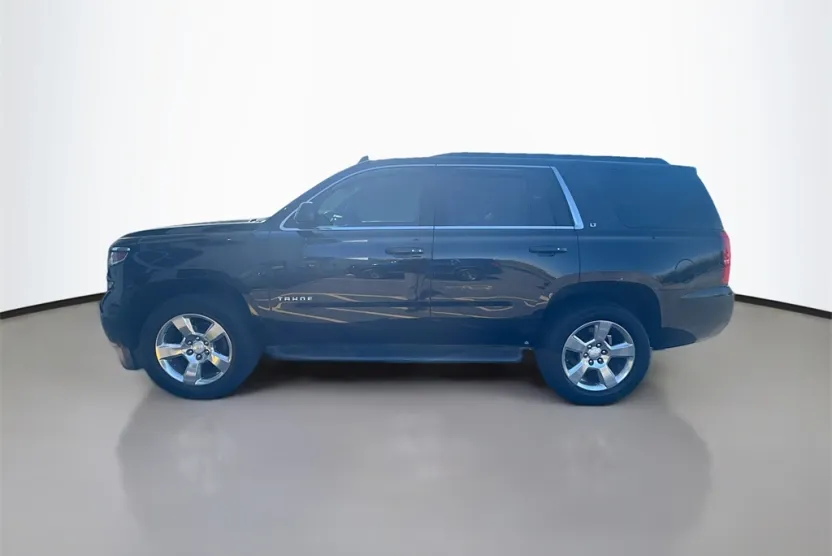 2016 Chevrolet Tahoe LT photo 1