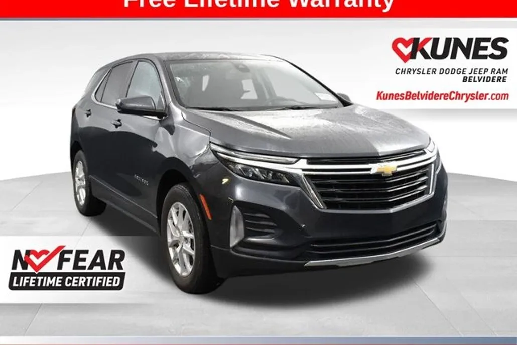 2023 Chevrolet Equinox LT photo 1